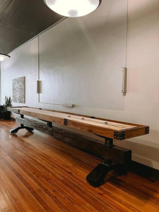The 511. A Luxury Loft On State St. Apartment Bristol Bagian luar foto