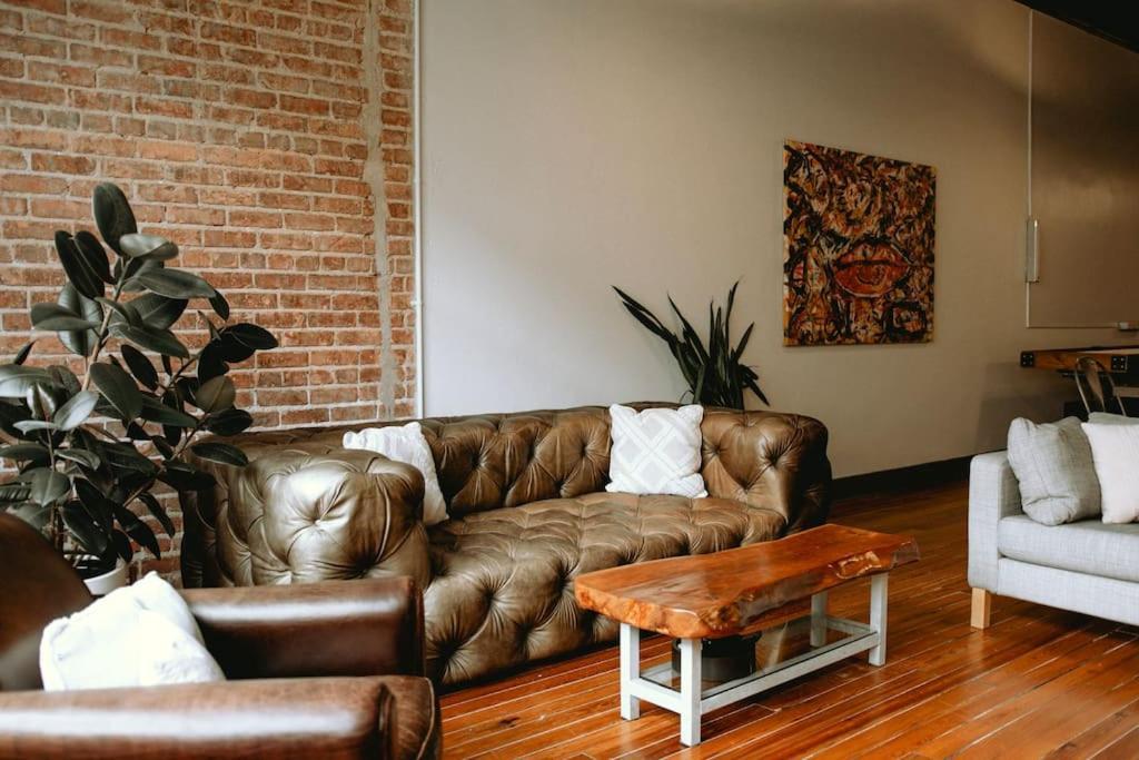 The 511. A Luxury Loft On State St. Apartment Bristol Bagian luar foto