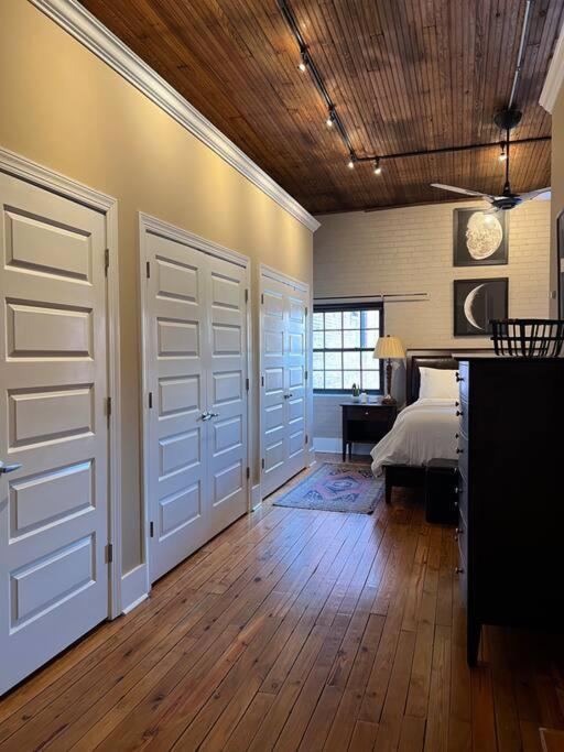 The 511. A Luxury Loft On State St. Apartment Bristol Bagian luar foto